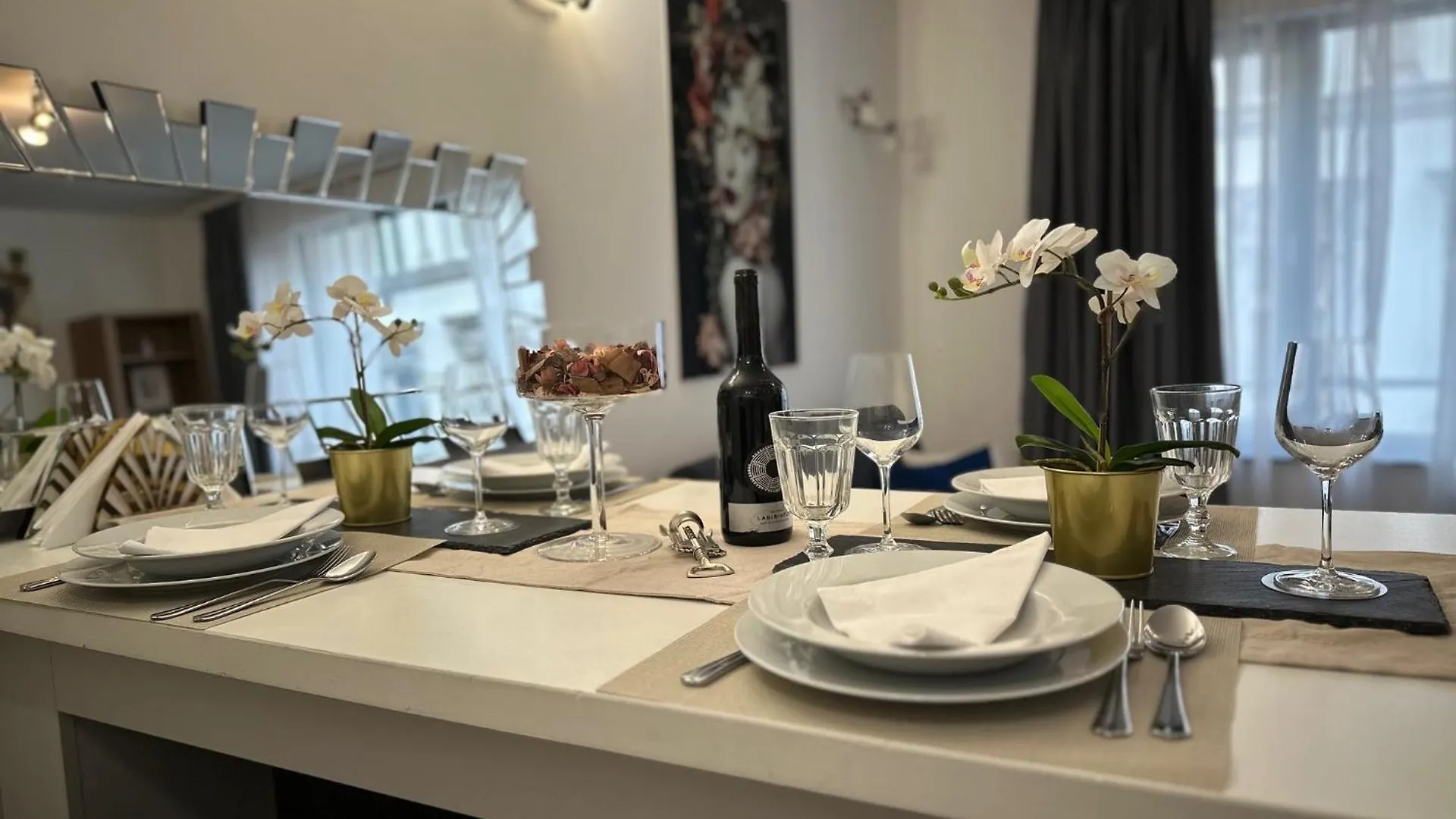Διαμέρισμα Wellness Spa Suite By The Opera Βουδαπέστη